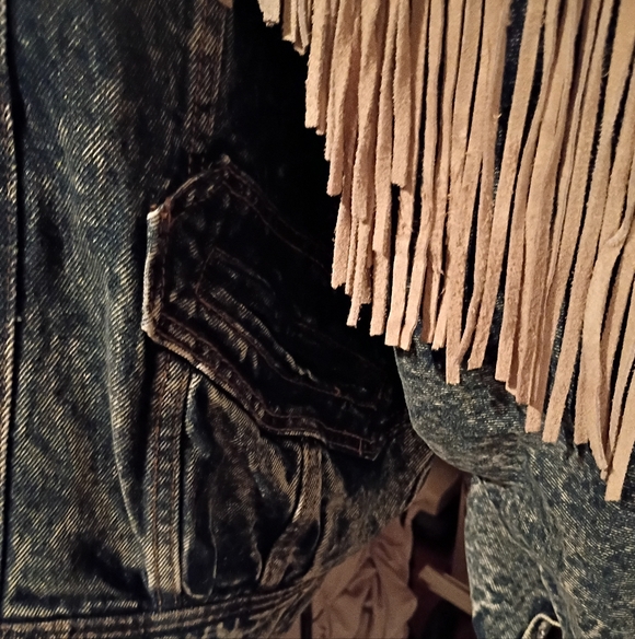 Prezzia Vintage Heavily Fringed Denim Jean Jacket - Picture 9 of 12
